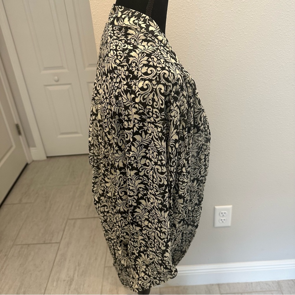 TOBI Open Cardigan 🖤🤍 - Picture 5 of 7